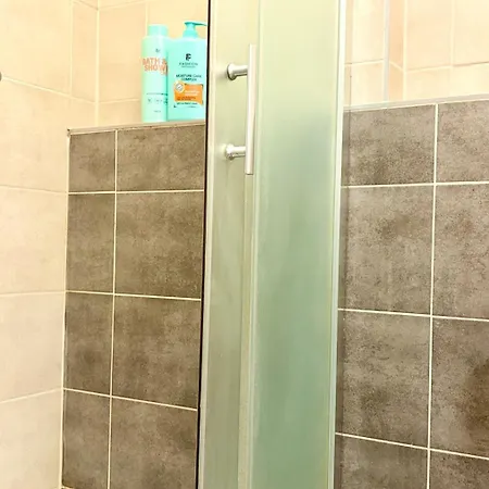 Urban דירה ברטיסלאבה